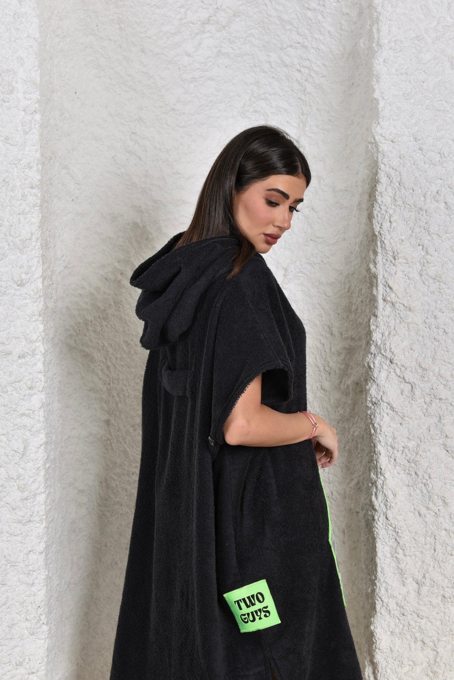 BLACK PONCHO